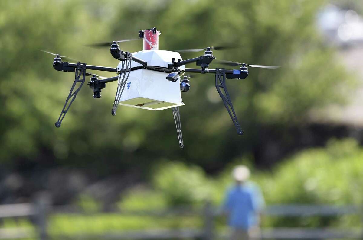 A bill that would have required police to obtain warrants before using airborne drones was killed in a legislative committee on Monday.
