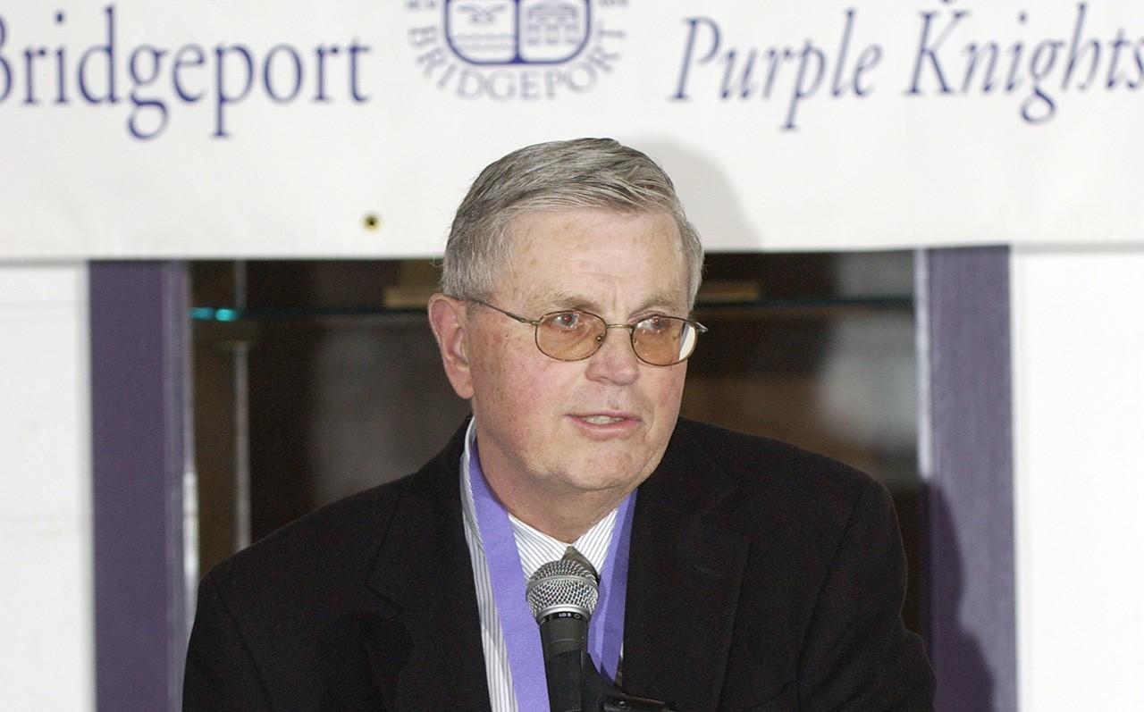 Former players, rival coach remember Bruce ster