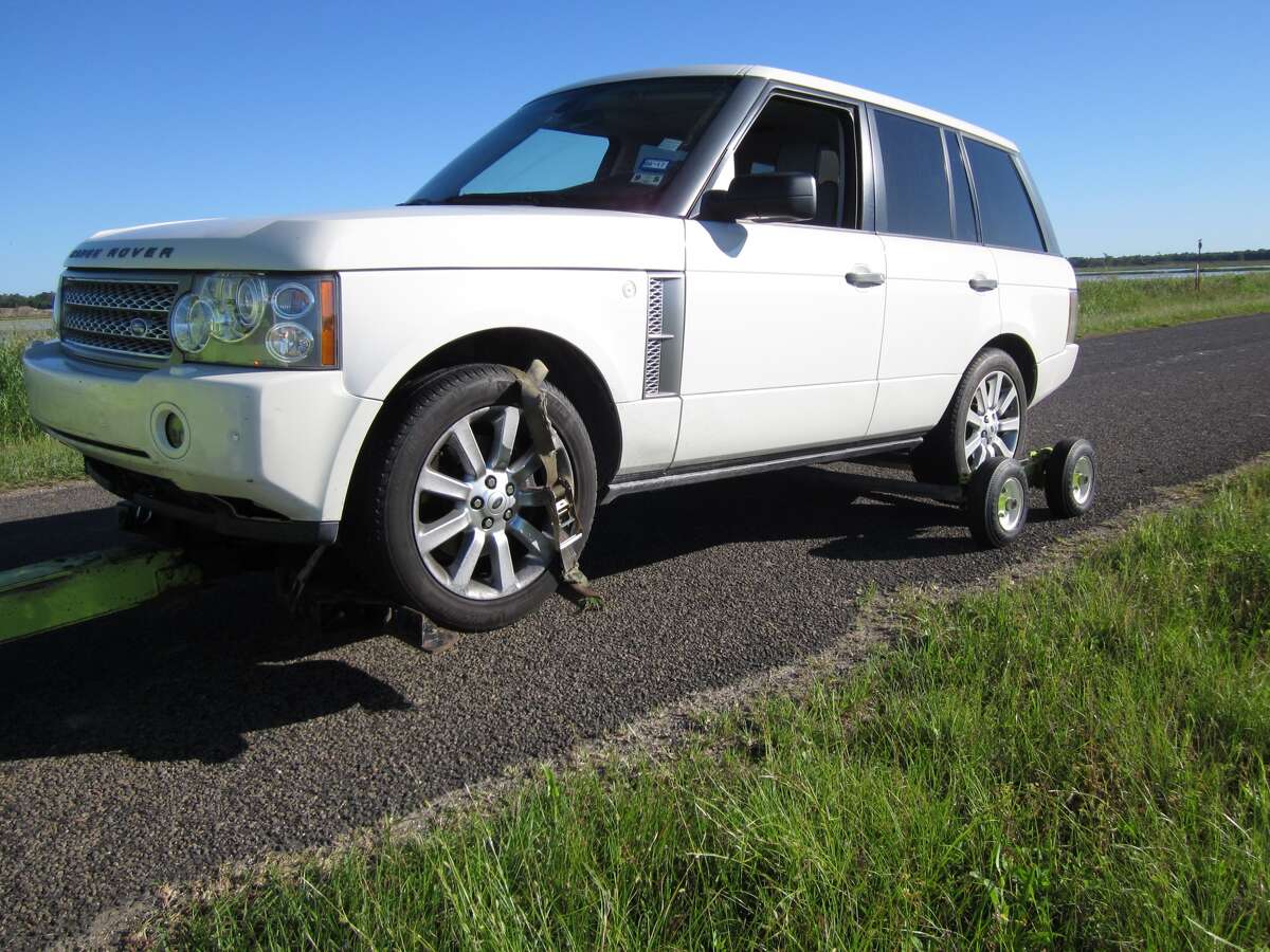 oud Stoutmoedig Mount Bank Police nab man accused of stealing Land Rover in Nederland