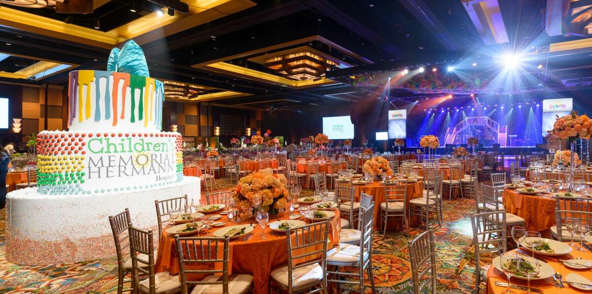 Memorial Hermann's new guard raises 3.1 million during annual "Circle