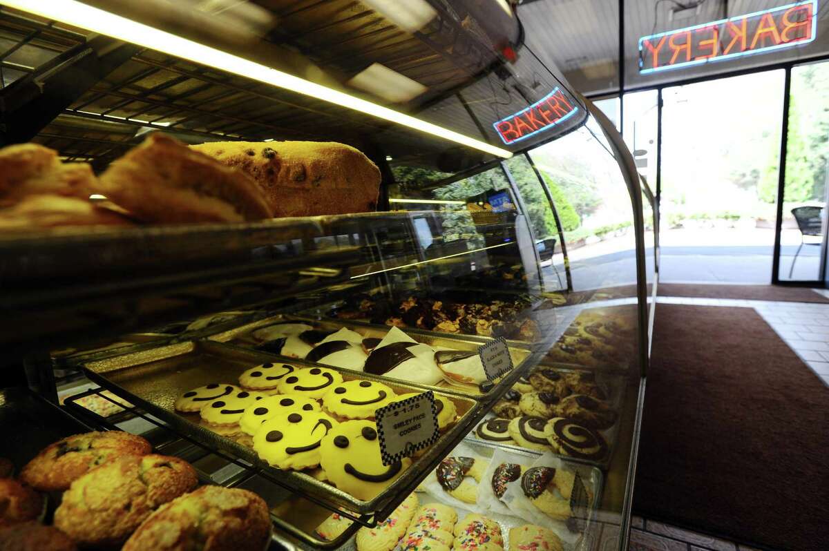 Stamford bakery earns award for community contributions