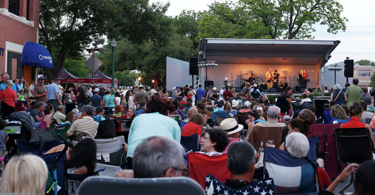 Crowds expected in downtown New Braunfels for final First Friday of summer