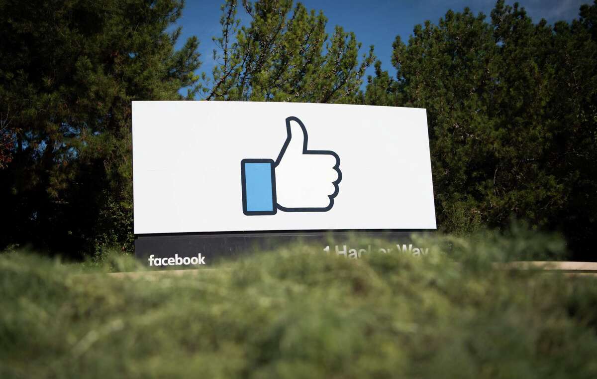 Facebook’s first-quarter revenue beat analysts’ estimates as monthly users jumped to 1.94 billion. It said sales climbed 49 percent to $8.03 billion, compared with the $7.83 billion analysts had projected. Net income rose to $3.06 billion, or $1.04 a share, compared with the 87-cent average estimate compiled by Bloomberg.