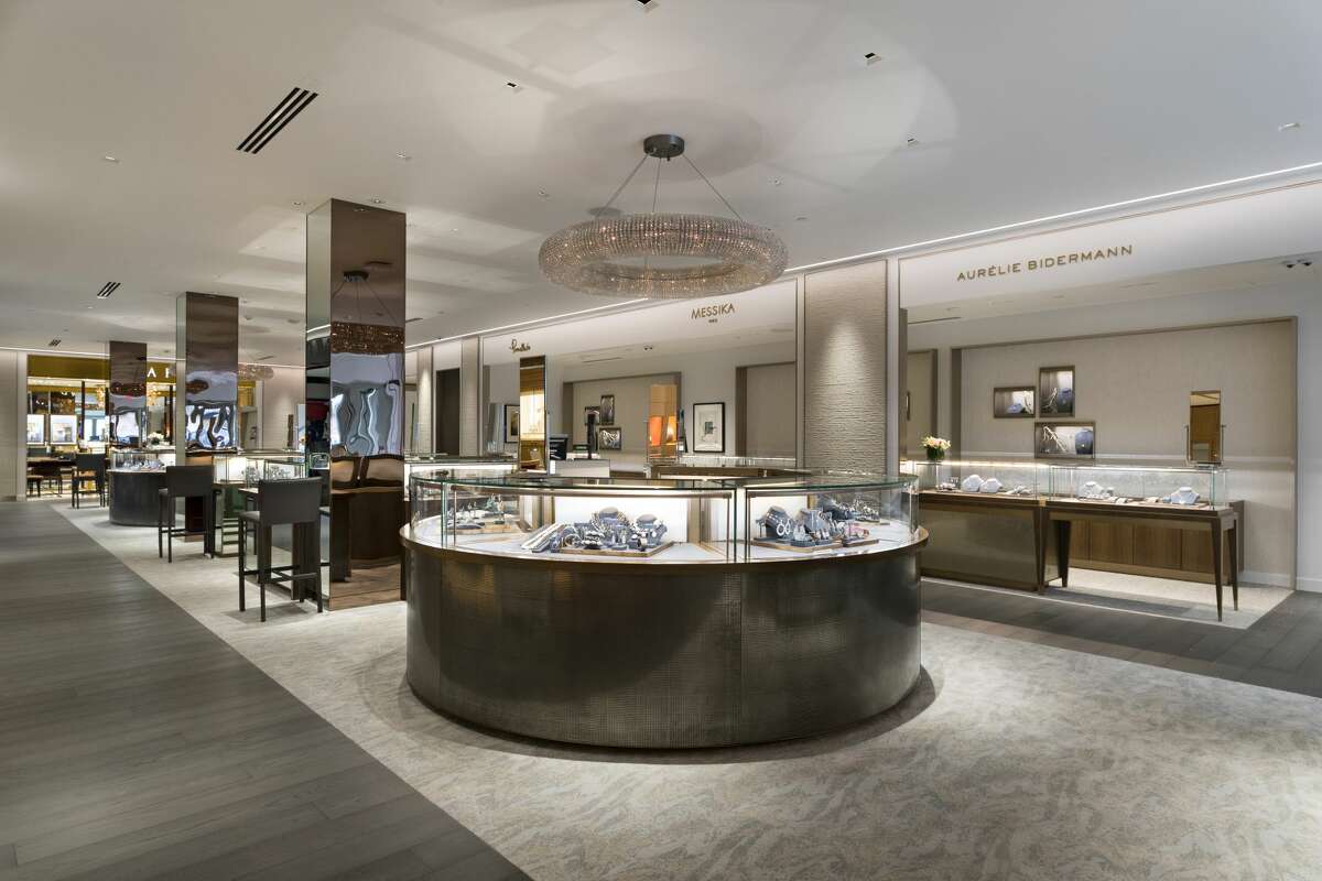 saks fifth avenue bridal shop