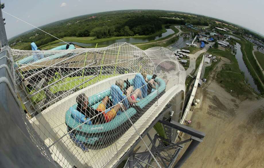 Things to know about Schlitterbahn's deadly waterslide, the Verrückt