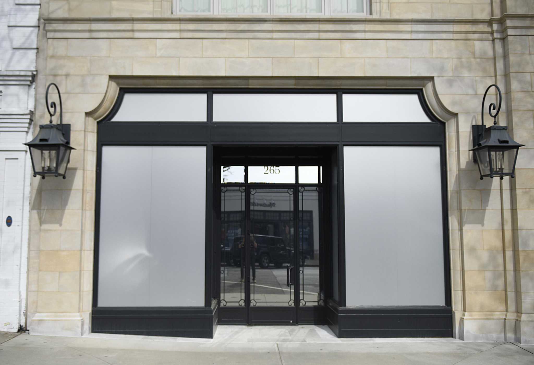 Ralph Lauren closes Greenwich Avenue store amid widespread shuttering