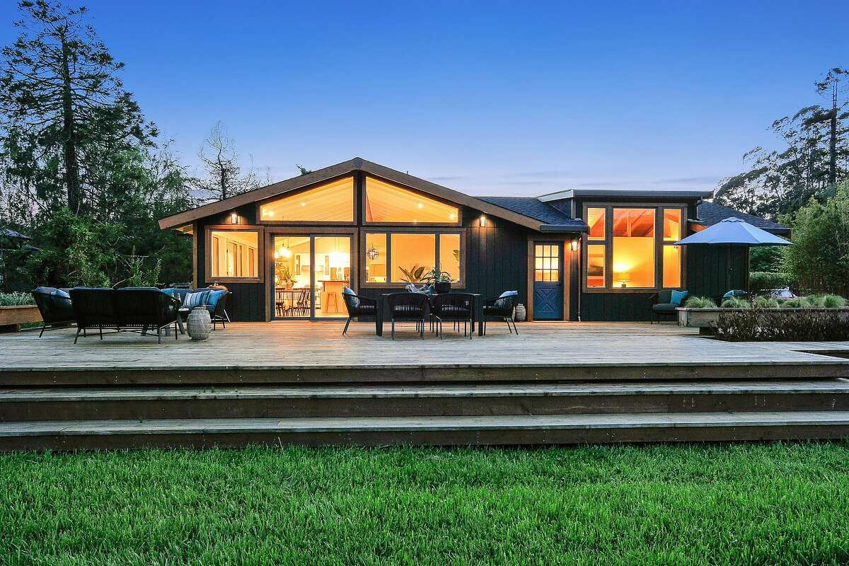 Bolinas home puts surrounding nature on display