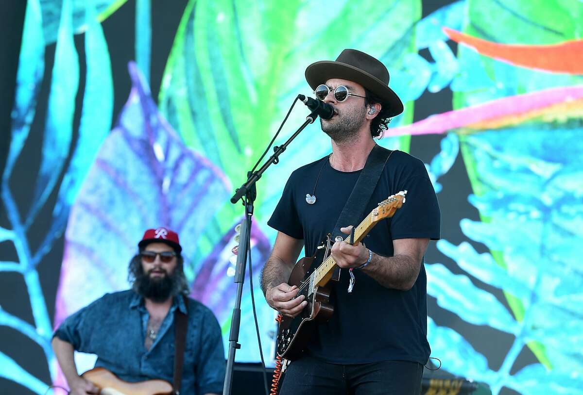 INDIO, CA - APRIL 22: Musicians Chris Zasche (L) and Jonathan Russell of The Head and the Heart perform on the Coachella Stage during day 2 of the 2017 Coachella Valley Music & Arts Festival (Weekend 2) at the Empire Polo Club on April 22, 2017 in Indio, California. (Photo by Kevin Winter/Getty Images for Coachella)