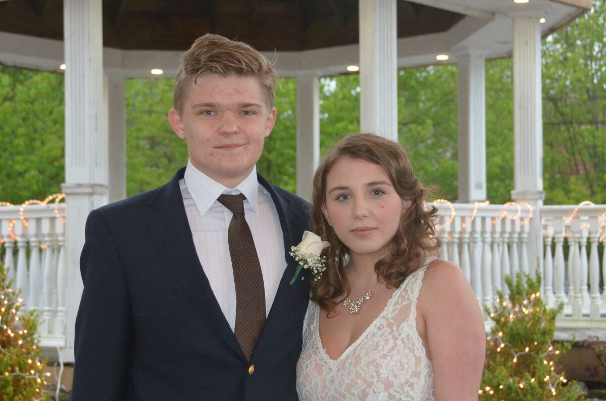 Stratford’s Bunnell High School held its senior prom at Villa Bianca in Seymour on May 5, 2017. Bunnell seniors graduate on June 14. Were you SEEN?