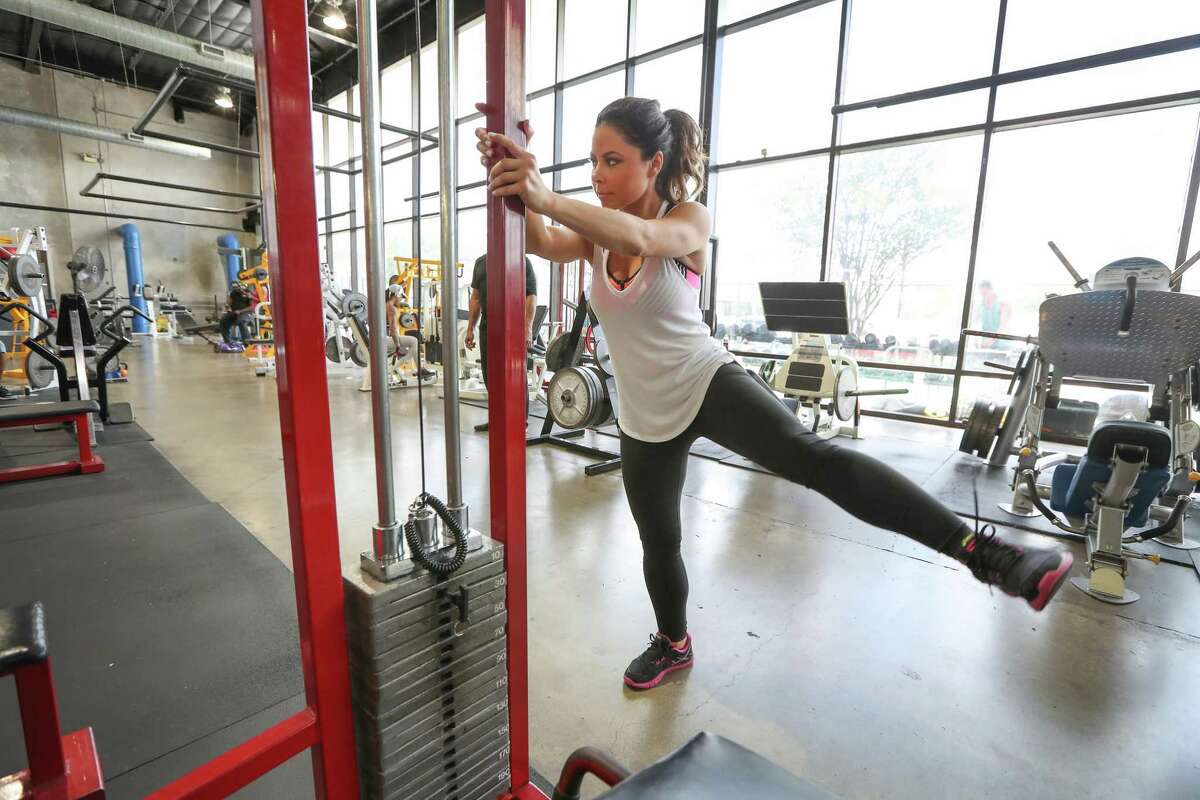 Traffic reporter, anchor Jennifer Reyna leaving KPRC 2