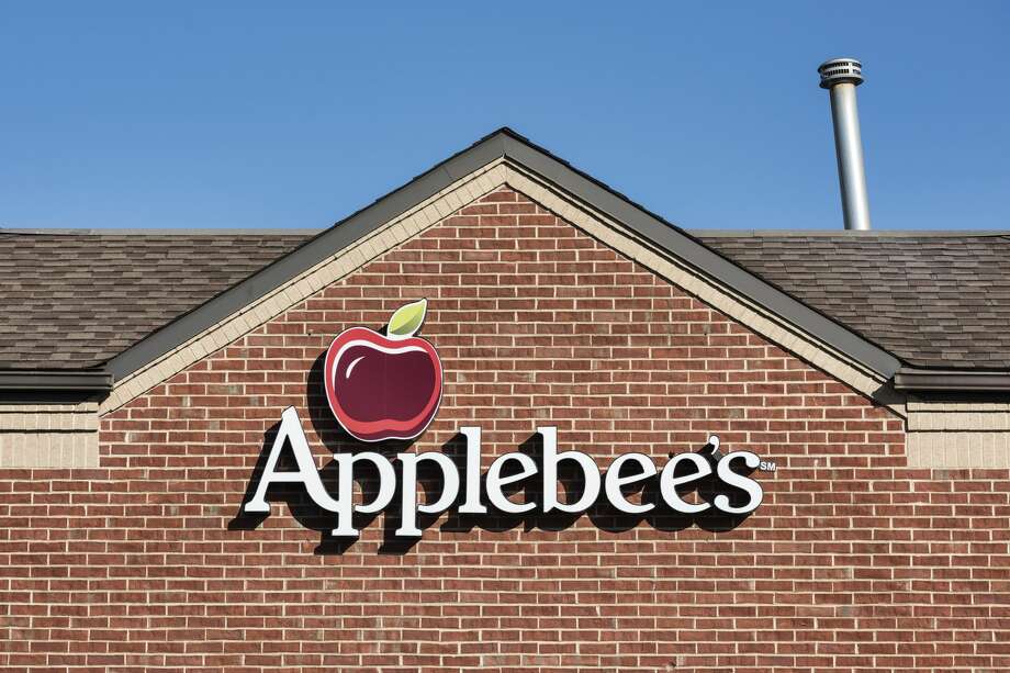These Chain Restaurants Are Expected To Close S Across The Click Ahead To See Chain Restaurants That Plan Closures In The Future Photo