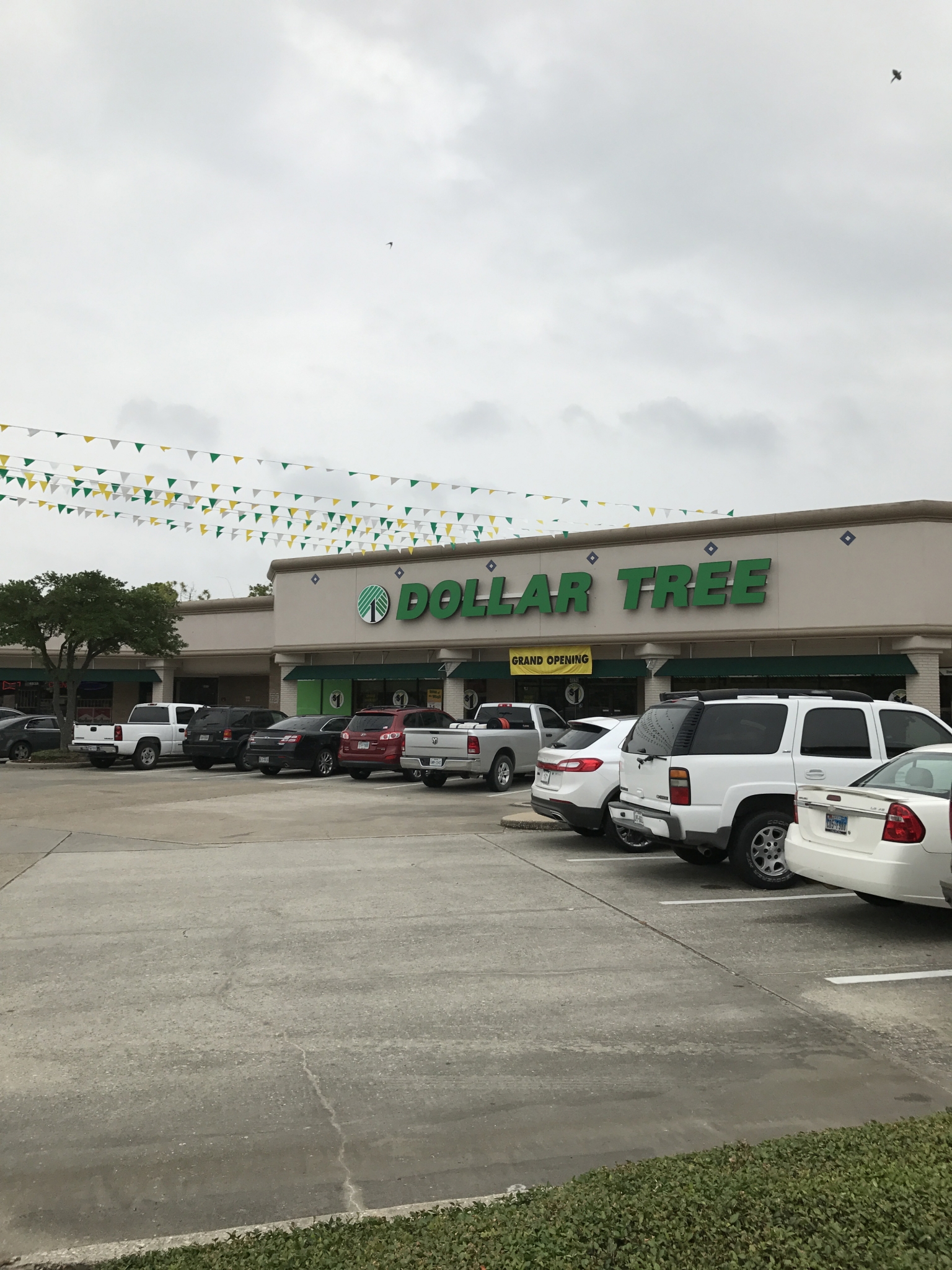 Dollar Tree's new Pasadena store part of Texas expansion