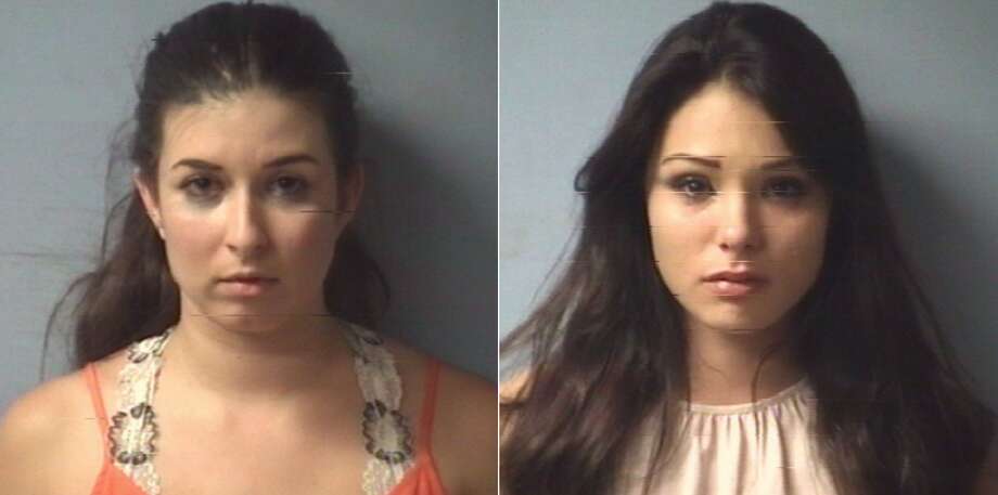 Police Two Arrested After Texas Woman Calls 911 On Herself For Drunk 