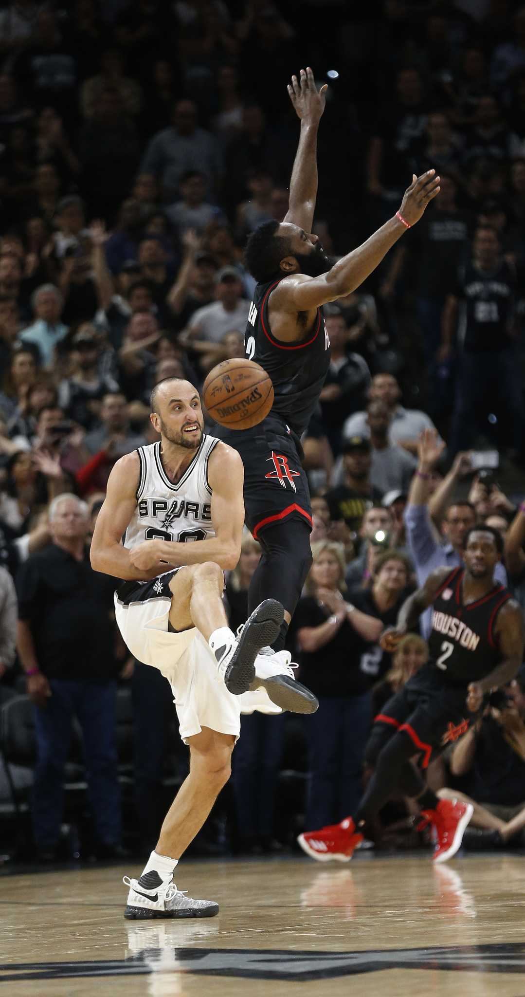 Tracy McGrady scores 13 points in 35 seconds, leads Rockets to comeback win  over Spurs: A look back 