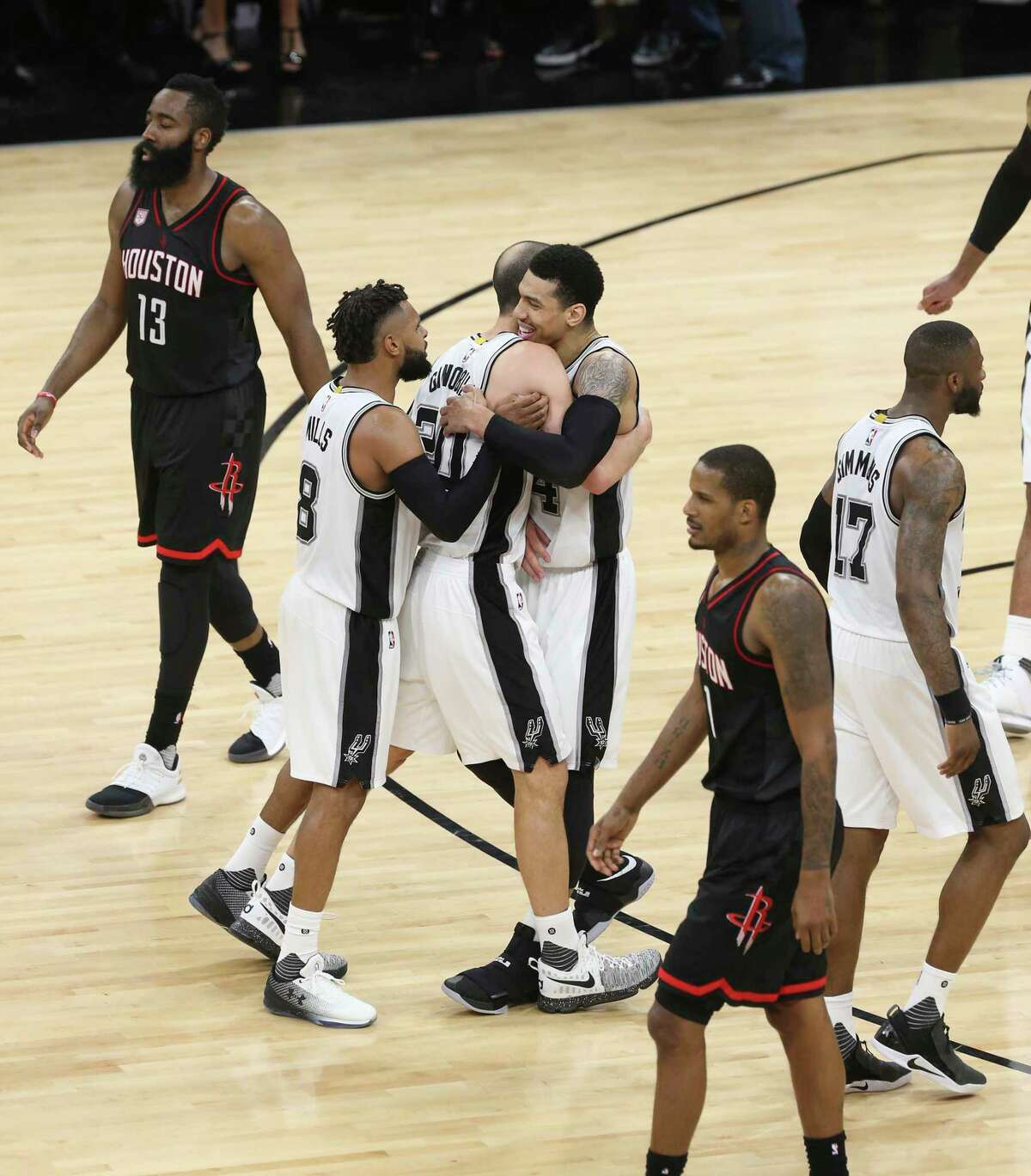 Spurs take 3-2 edge over Nets in NBA Final