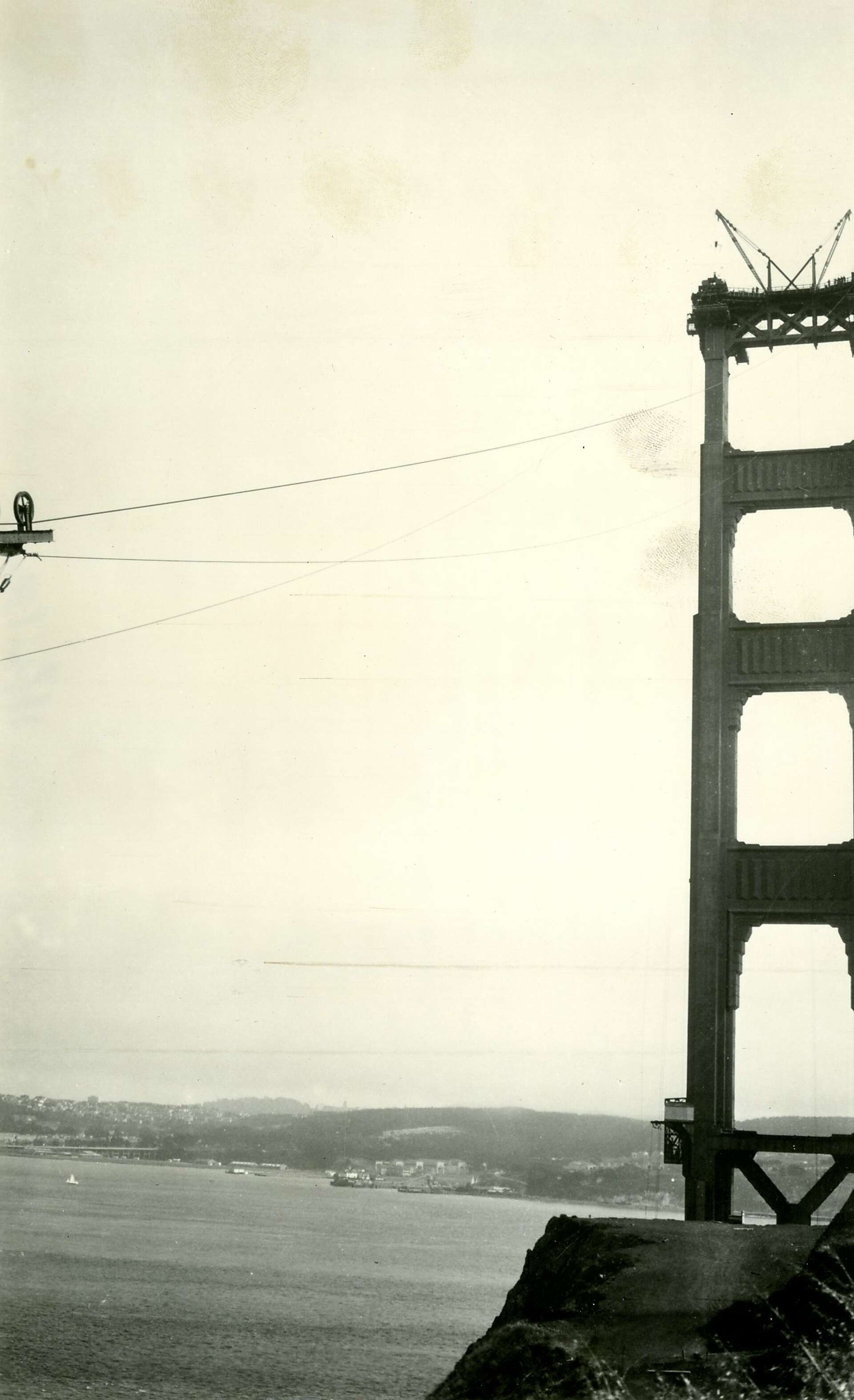 Little Known Facts About The Golden Gate Bridge | San Francisco Travel, image size:1920x3146