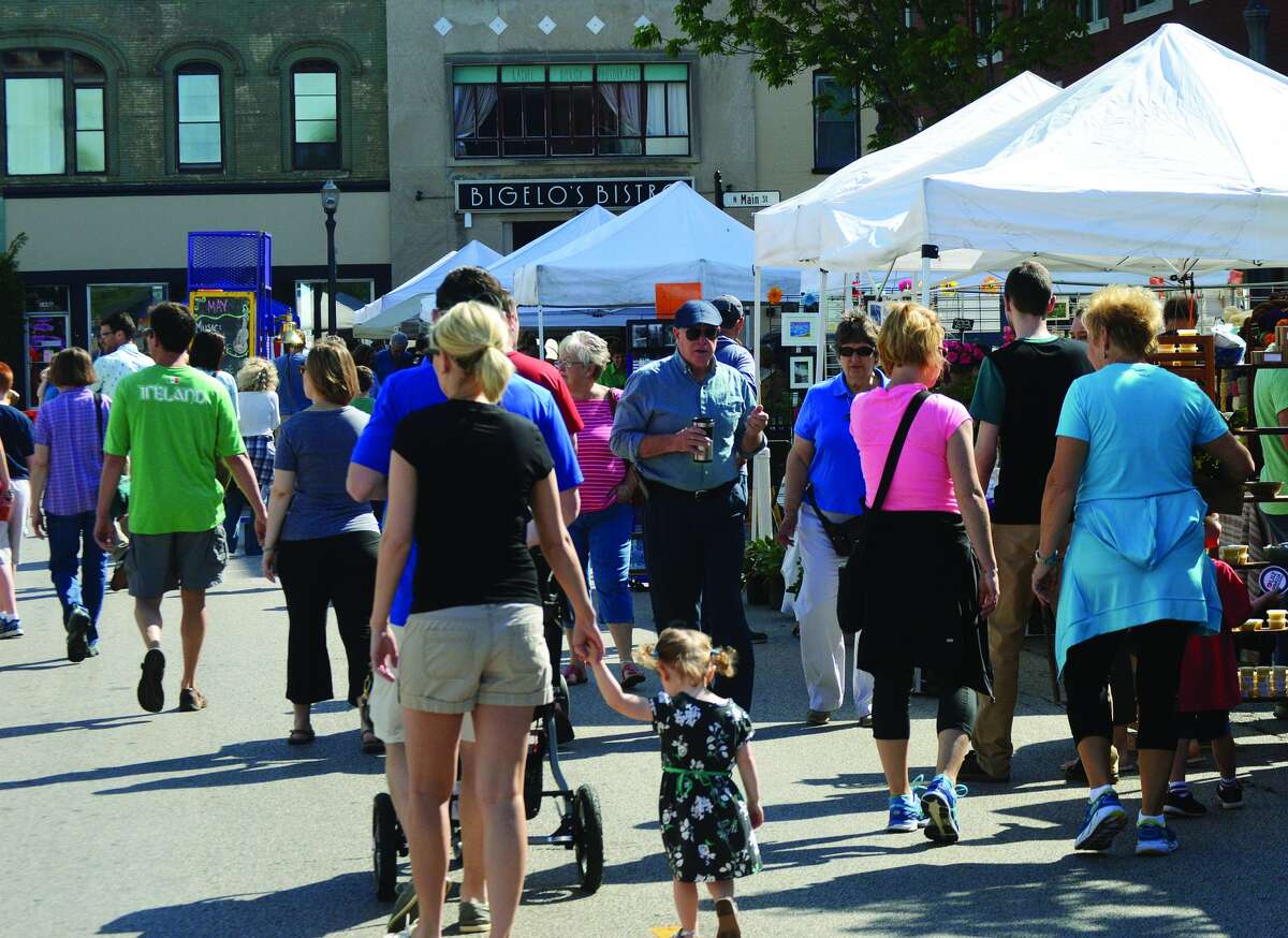 The Land of Goshen Community Market is set to return to downtown Edwardsville this Saturday.