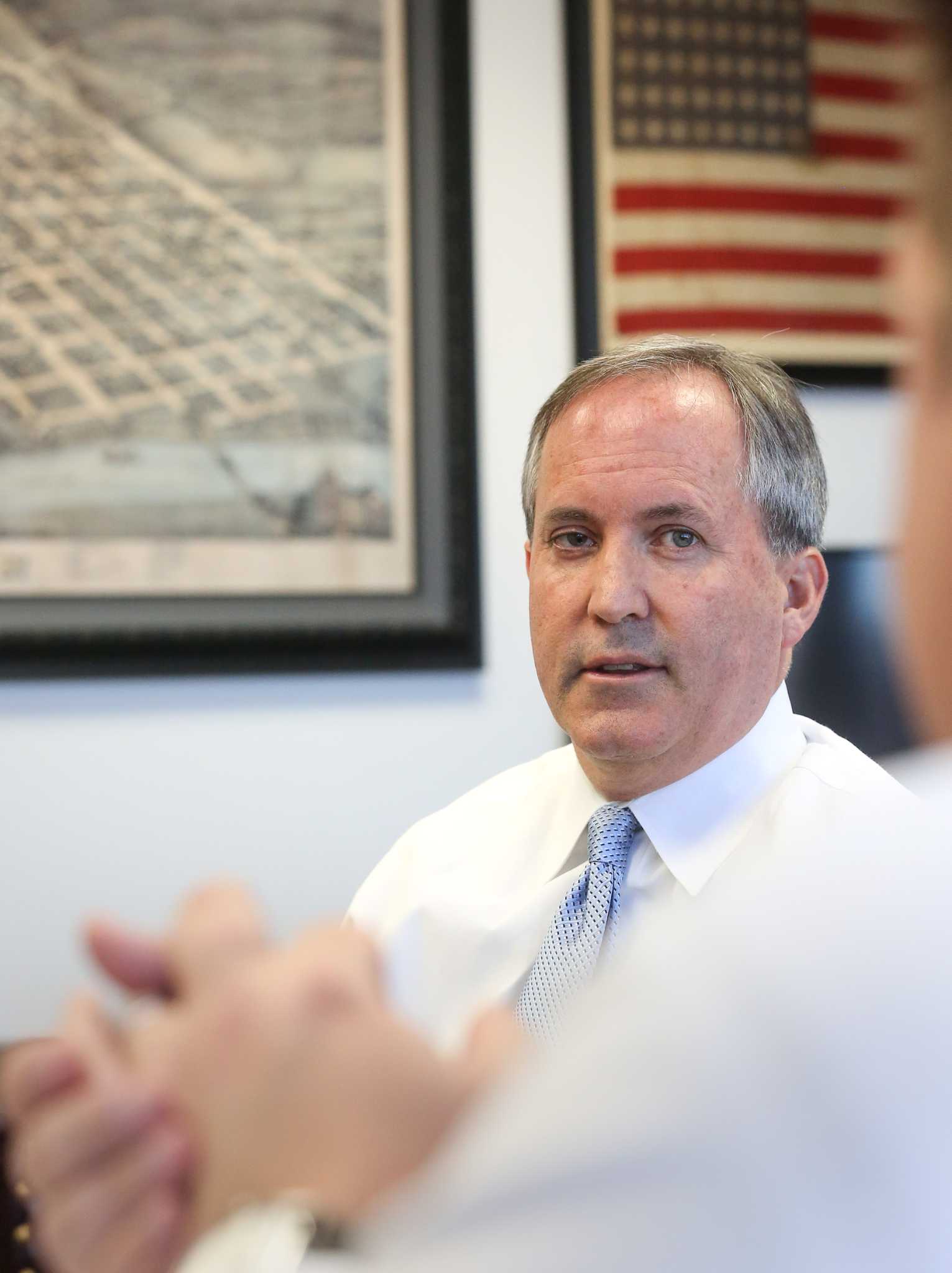 Paxton lawyers make another run at getting new judge for fraud trial