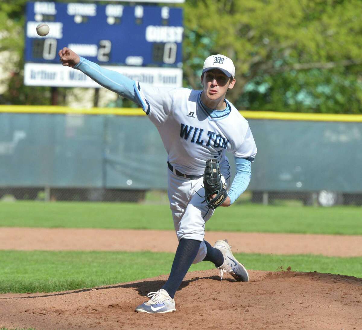 Wilton Baseball Paints It Black