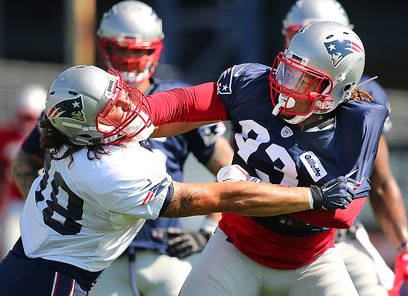 Seahawks shuffle tight ends, add another tryout player in Steve Donatell