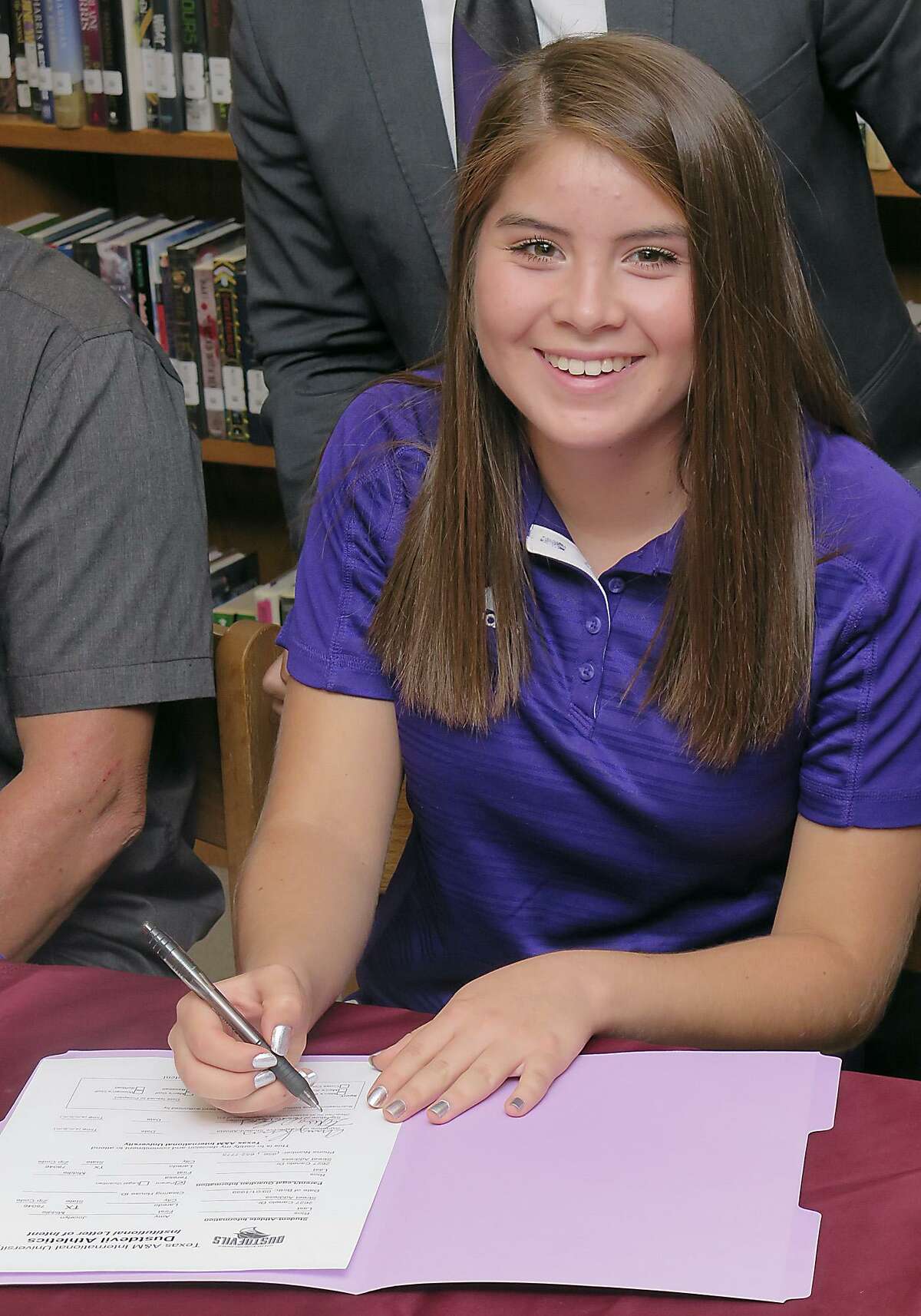 LBJ’s Amy Rios signed her national letter of intent to play soccer at TAMIU.