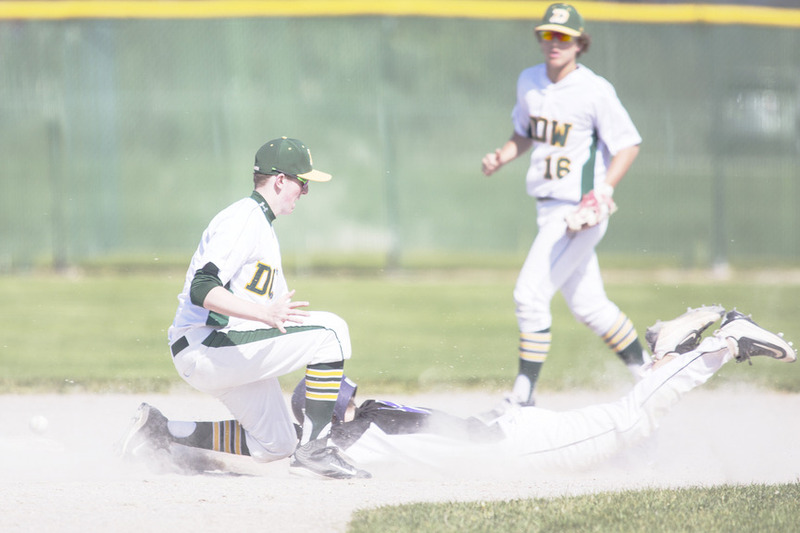 Dow baseball splits two dramatic games with BCC