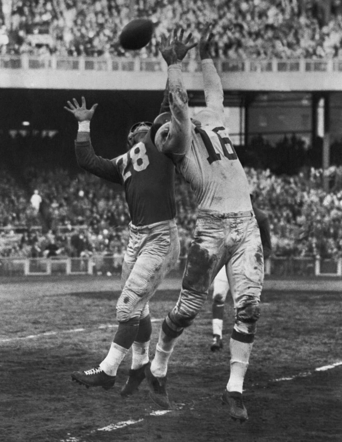 Aggies #39 NFL Hall of Famer Yale Lary dead at 86 Aggies #39 NFL Hall of Famer Yale Lary dead at 86