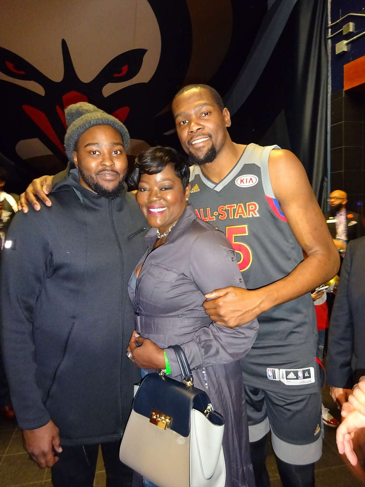 ‘The real MVPs’ How Warriors’ moms shaped sharpshooting sons