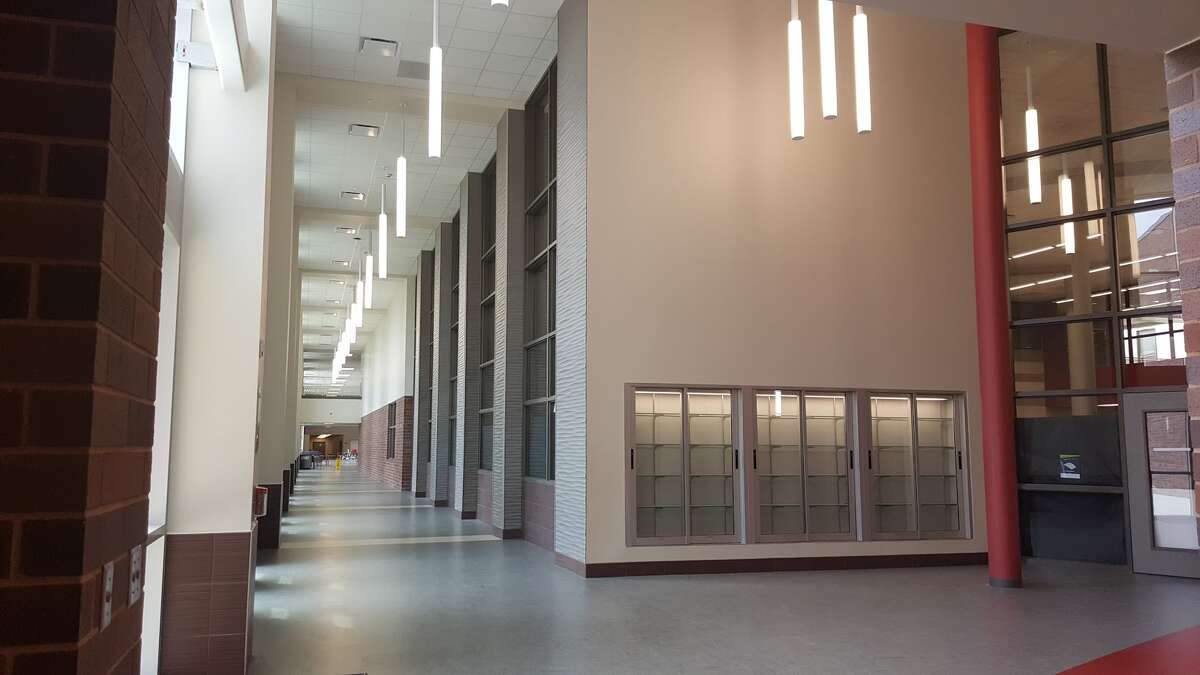 New Crosby High School trades convention for innovation in its new design