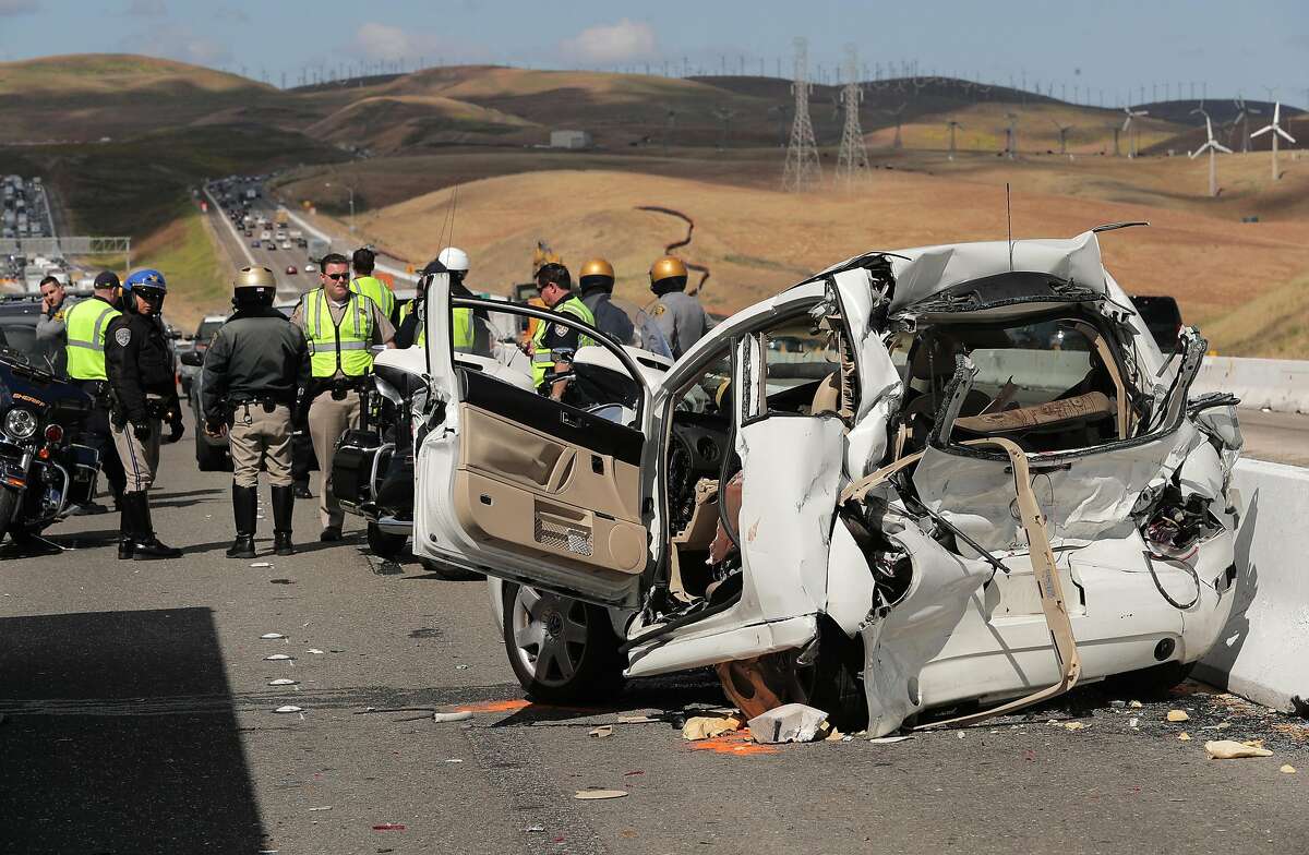 Bus Crash On I-580 Kills Off-duty Sheriff’s Deputy