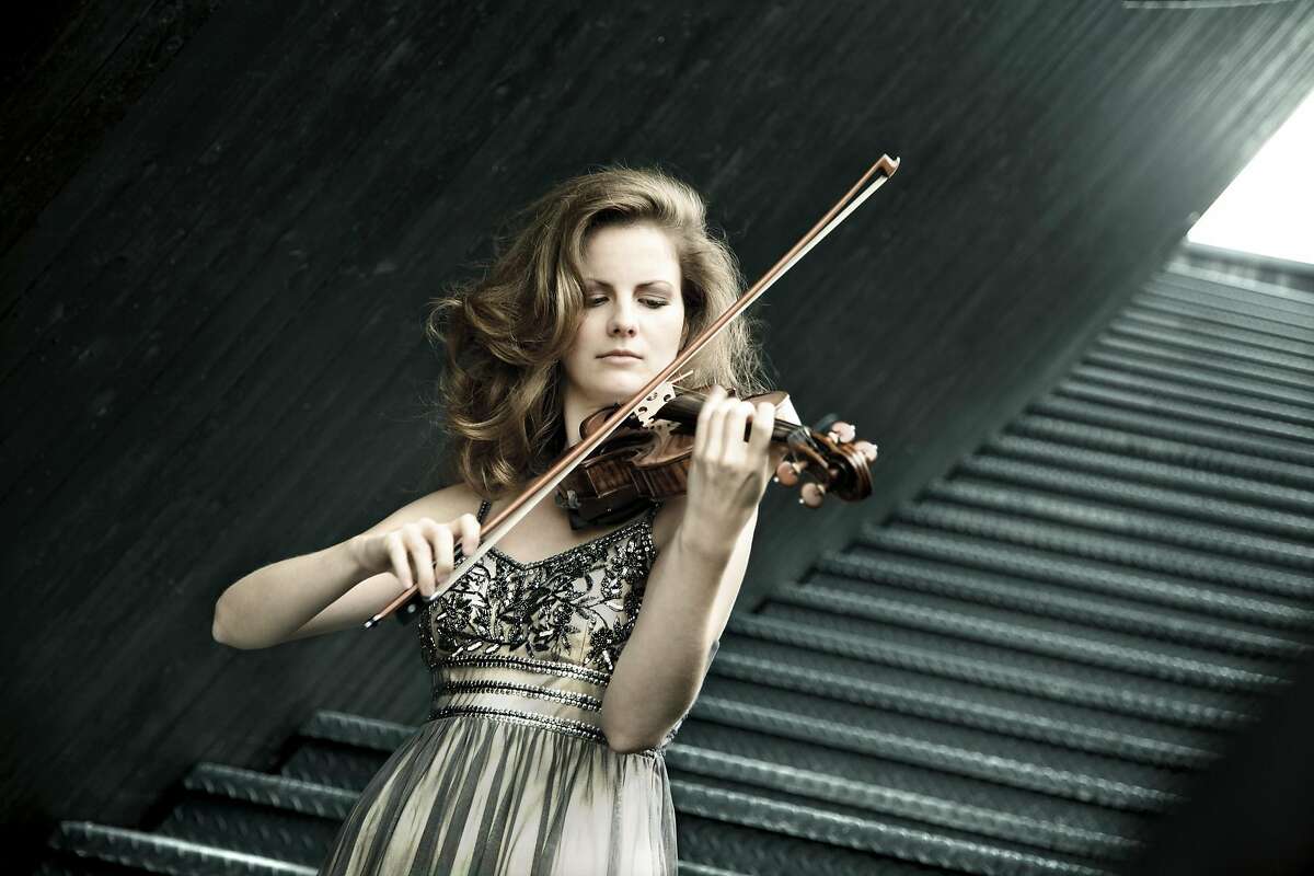 Violinist�Veronika Eberle