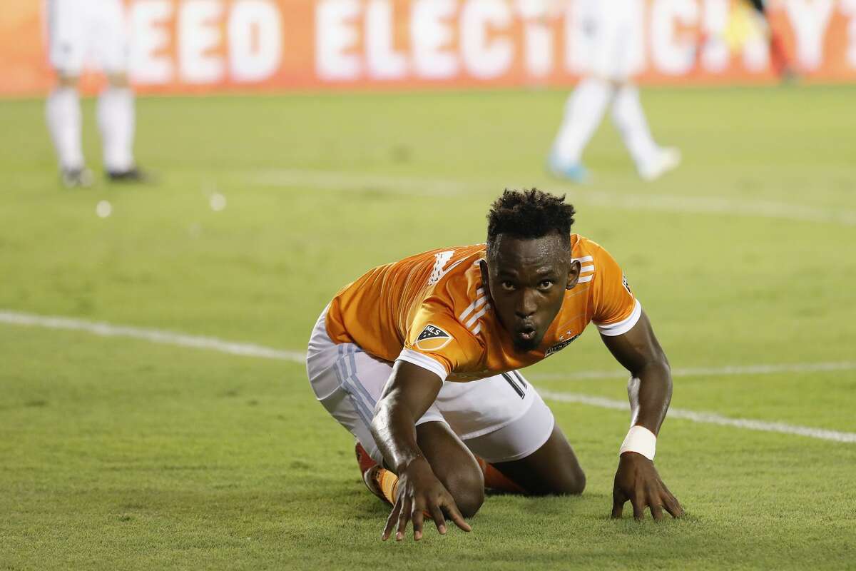 Houston Dynamo forward Alberth Elis (17) celebrates after scoring the first goal in the first half during the MLS game between the Houston Dynamo and the Vancouver Whitecaps at BBVA Compass Stadium on Friday, May 12, 2017, in Houston, TX.