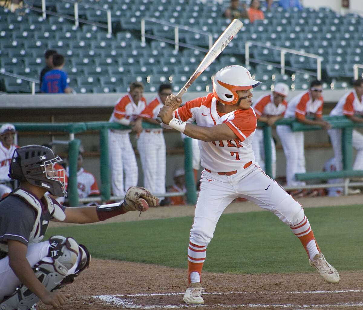 Fernando Benavides had a double, a walk and three RBIs Saturday as United routed PSJA 15-1 in six innings in Roma to win a third straight area title.