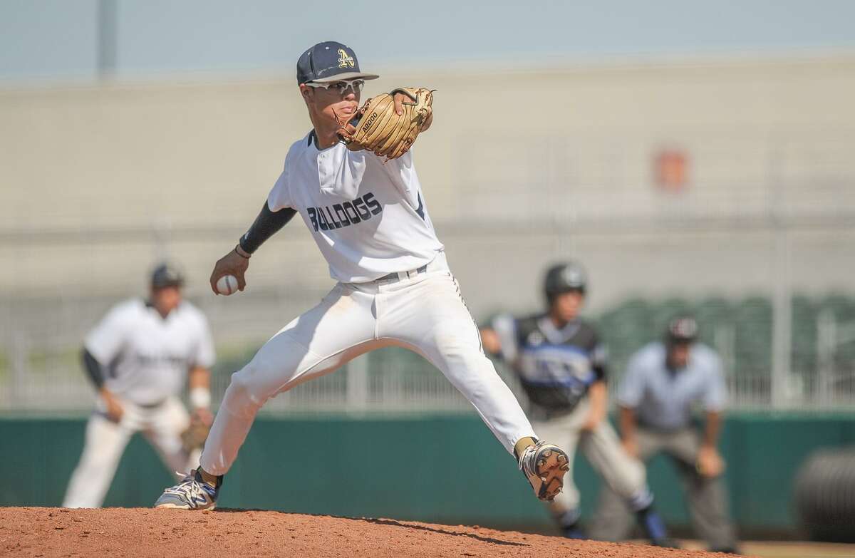Marcelo Perez will start Game 1 on Thursday as Alexander faces San Antonio Reagan in the regional semifinals at 7:30 p.m. at Sinton High School.