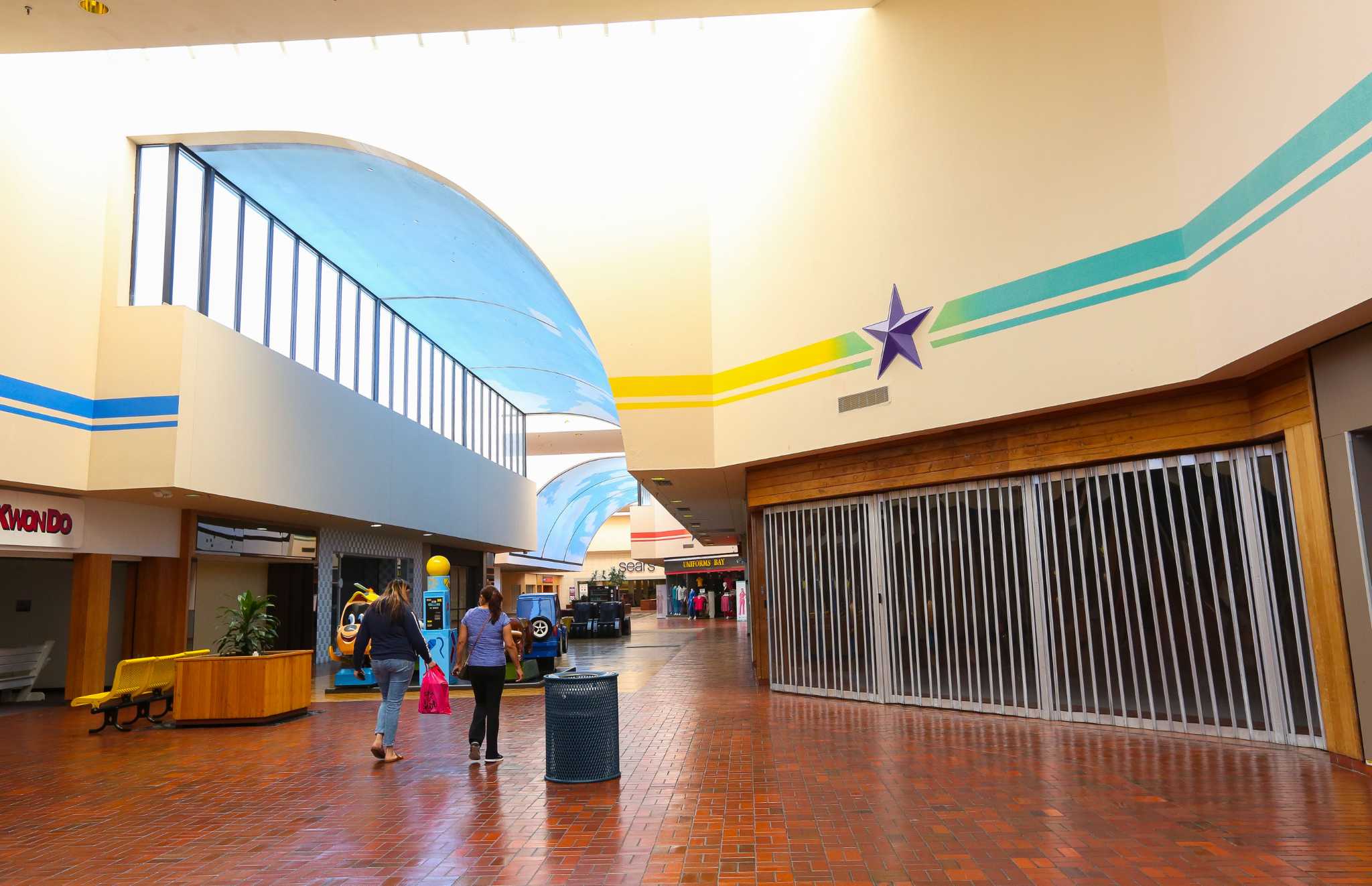 San jacinto mall store movies