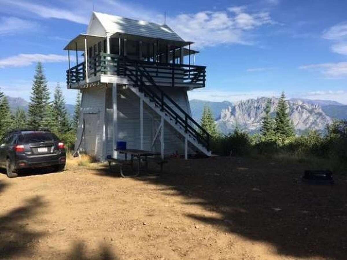 14 Stunning fire tower vacation rentals