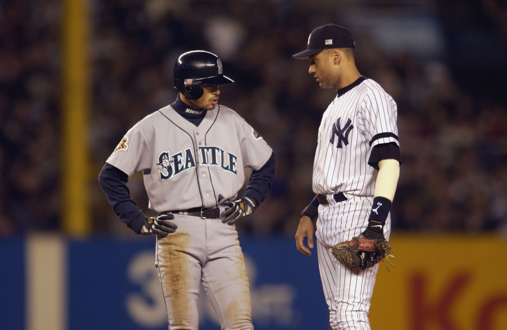 1997 - Joey Cora looking good in Mariners' new uniforms 