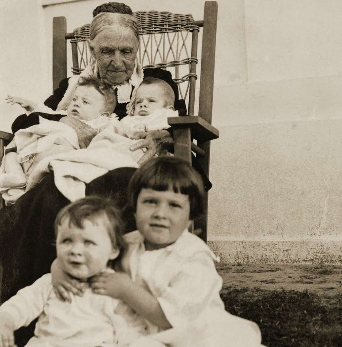 New book peeks inside life at famed King Ranch