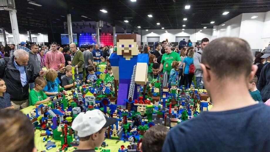Minefaire brings 'Minecraft' to life in Houston - Houston 