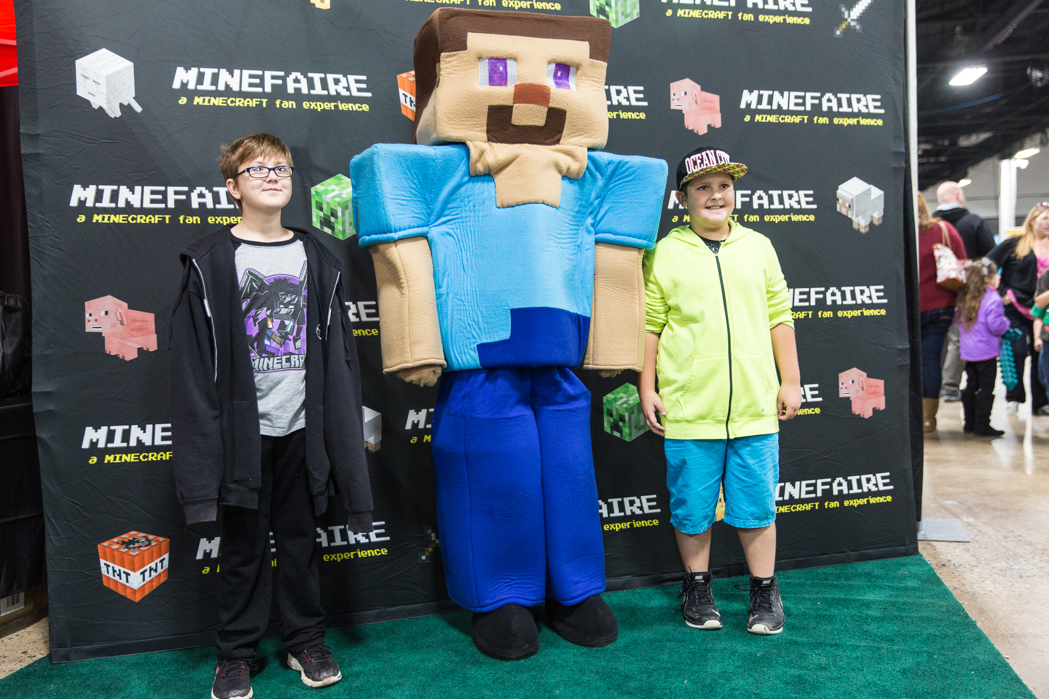 Minefaire - The Ultimate Minecraft Fan Experience - (COMP), Los