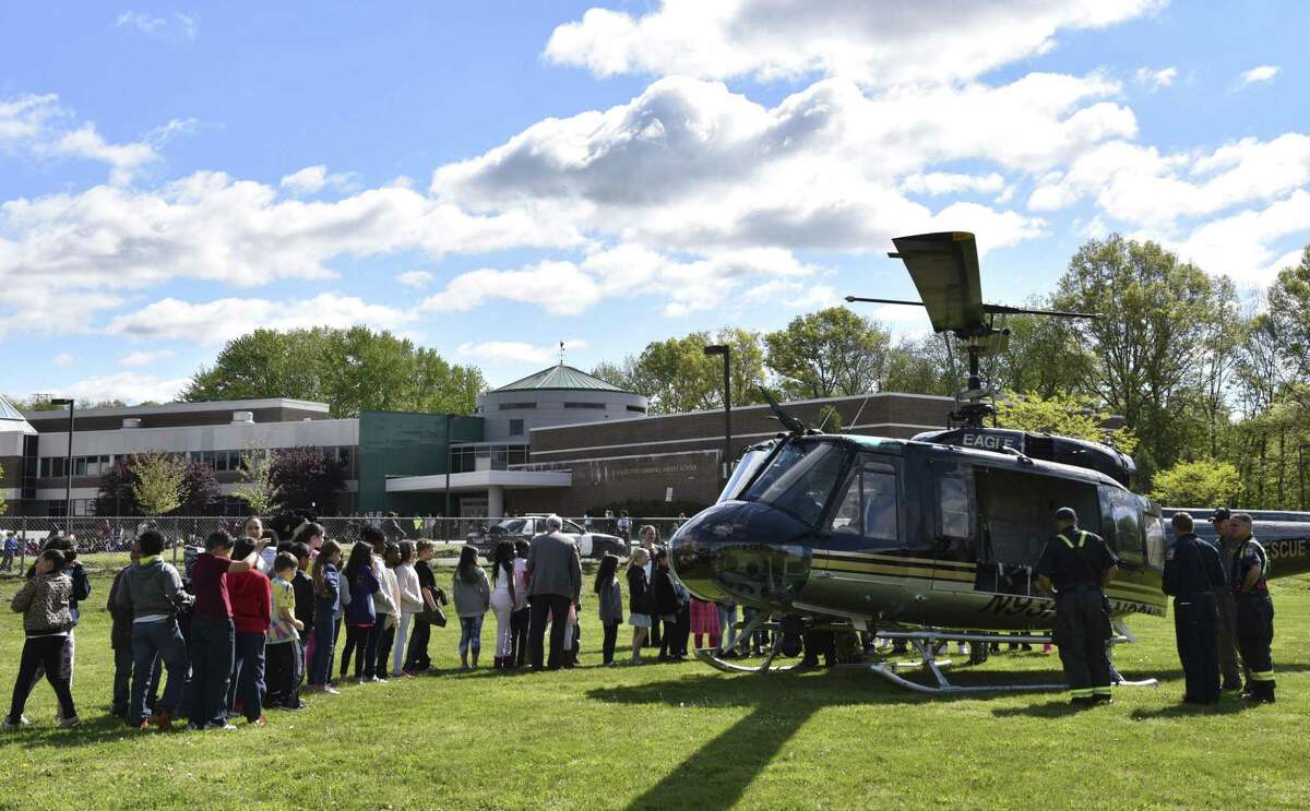 6 to 6 treated to visit from police dog and helicopter