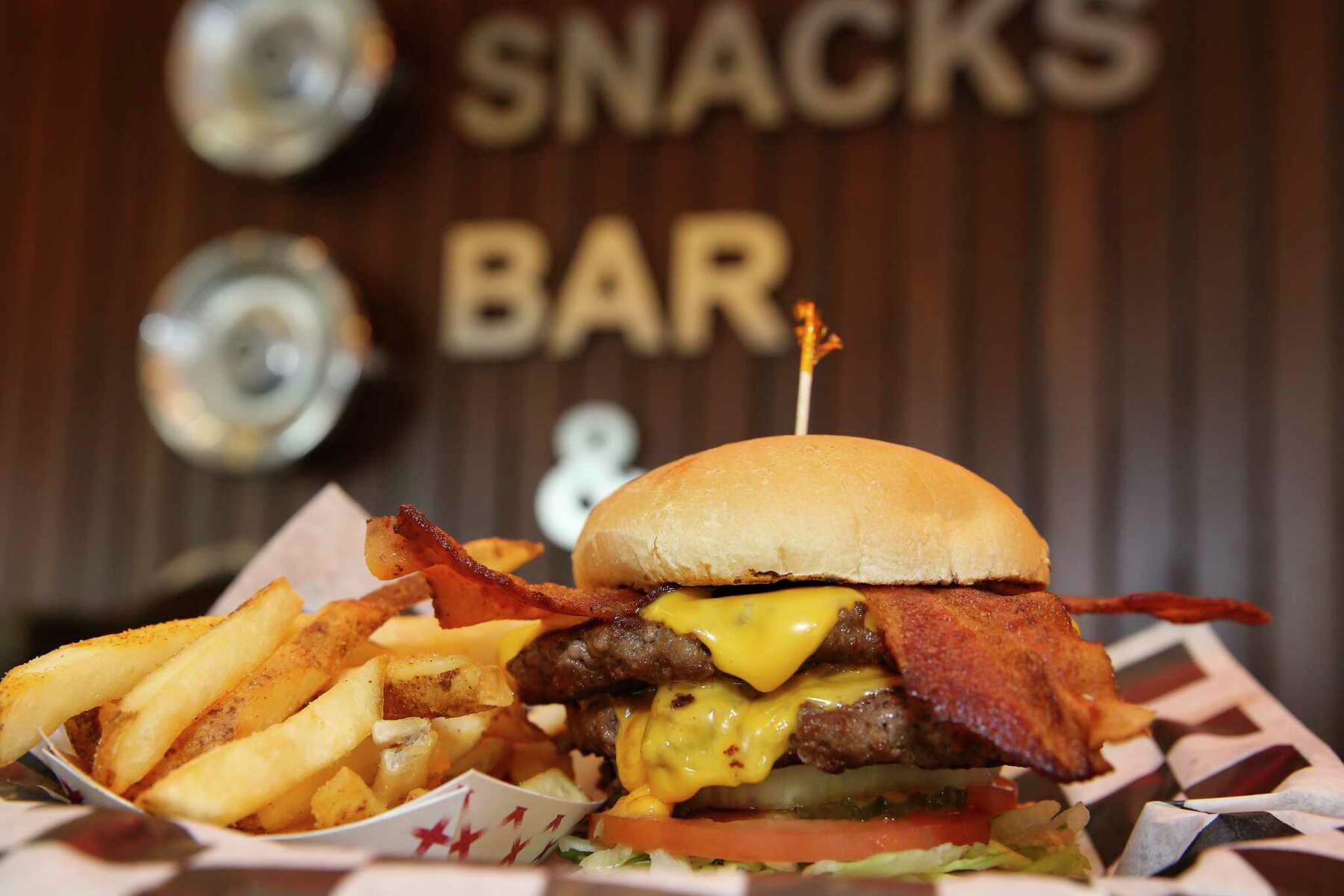 Hobby Airport Pappa's - Picture of Pappas Burger, Houston