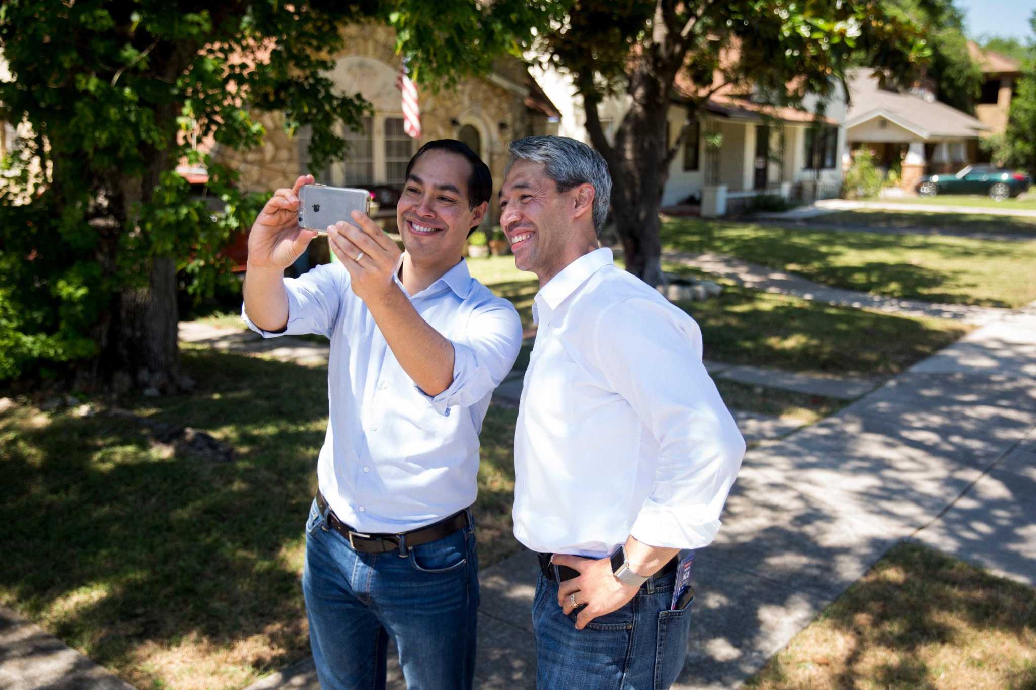 Julián Castro endorses Ron Nirenberg in San Antonio mayoral race - Vimarsana News