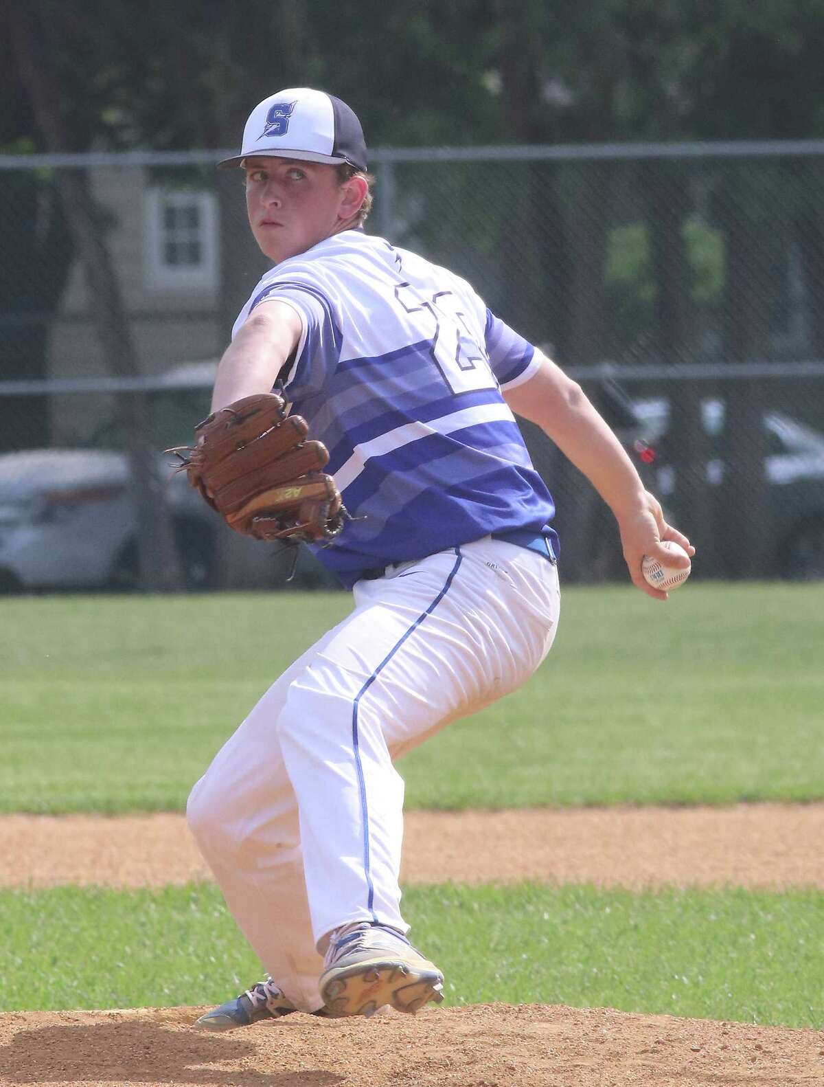 Alex Henderson pitches Saratoga baseball past Bethlehem
