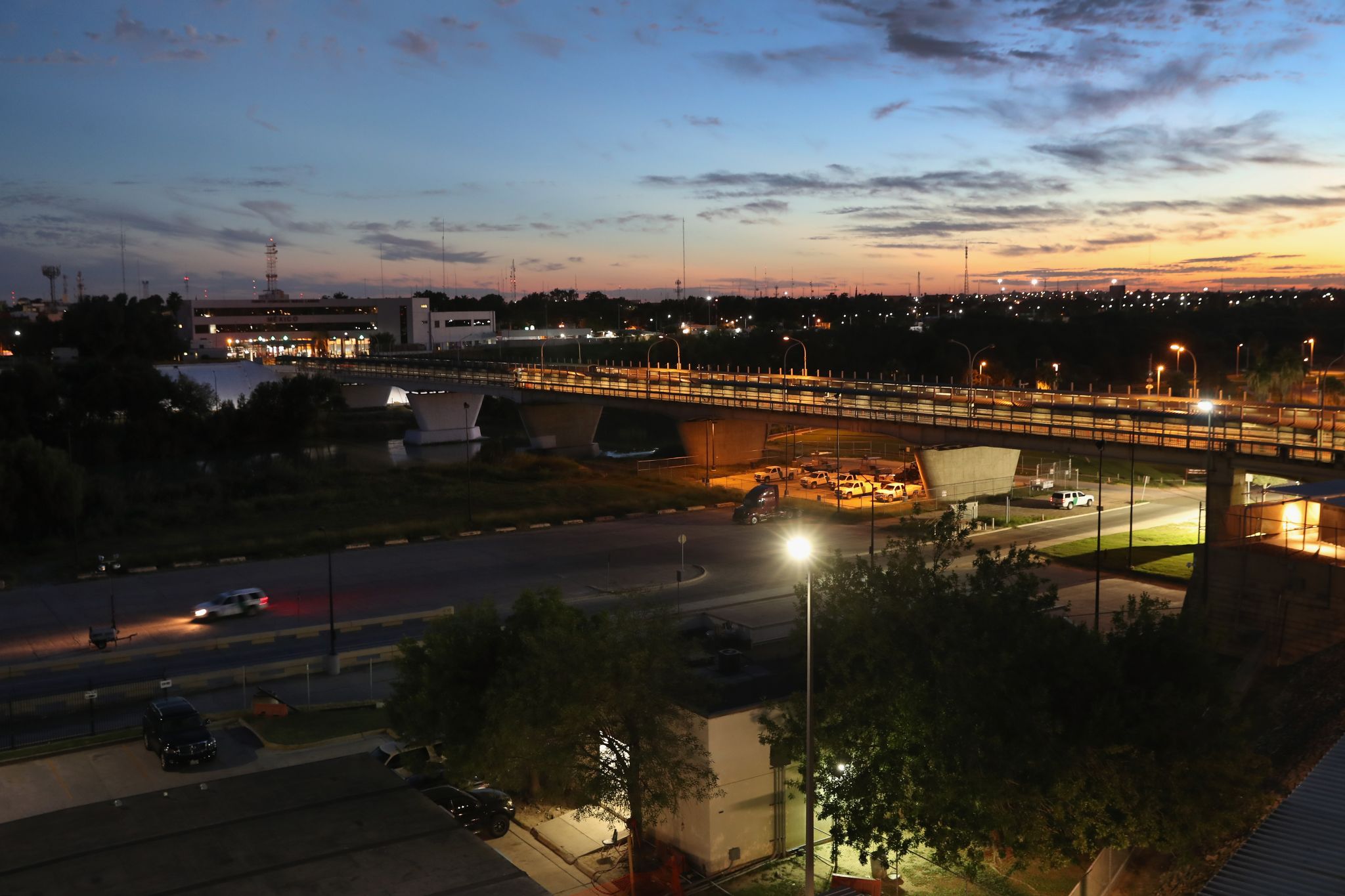 Laredo one of the fastestgrowing metro areas in the U.S., according to