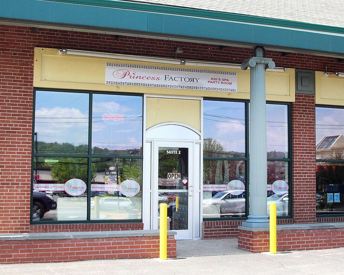 May 2017 Princess Factory, a new kids spa business, in New Milford Read more