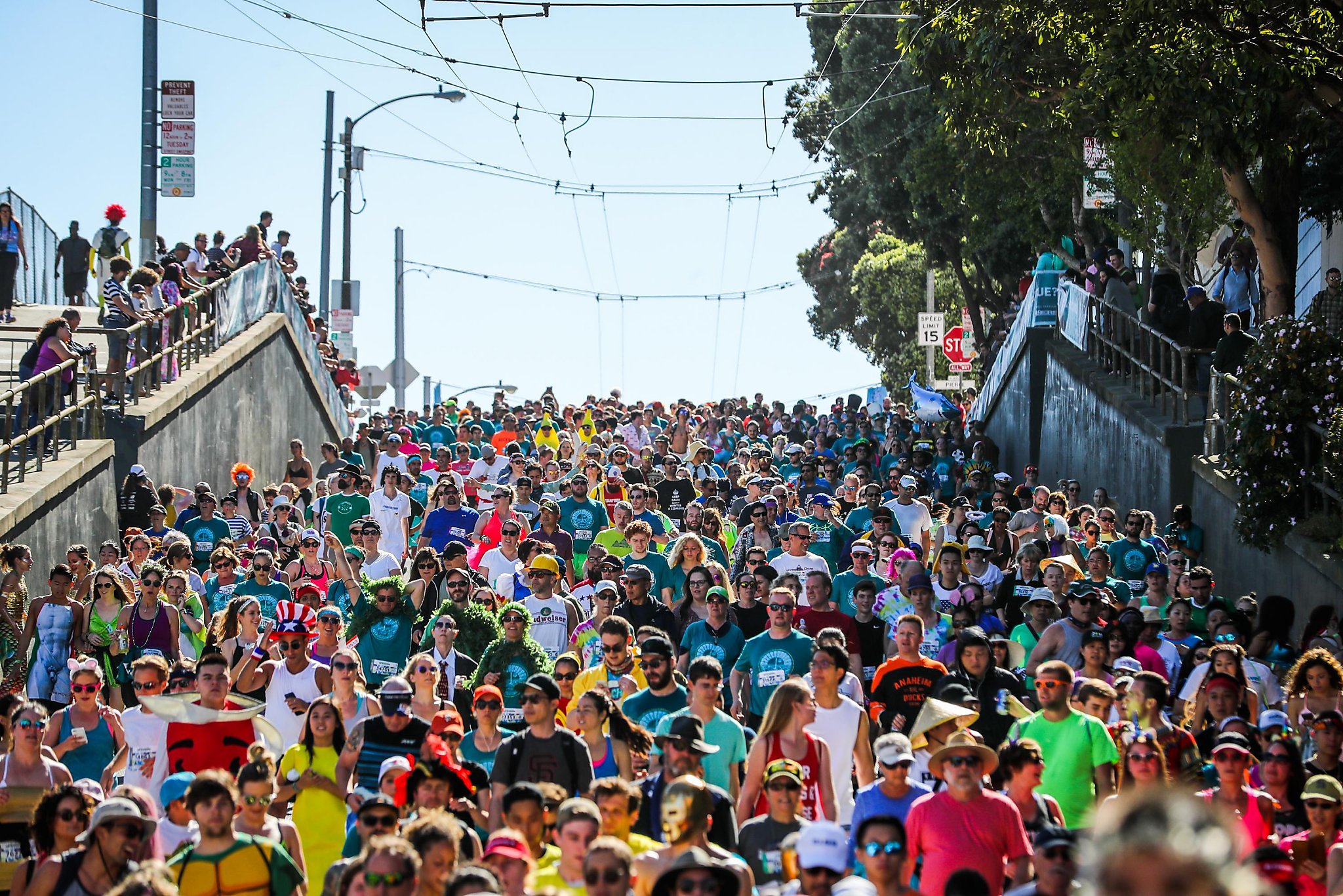 People who live on Bay to Breakers route share horror stories, tips and