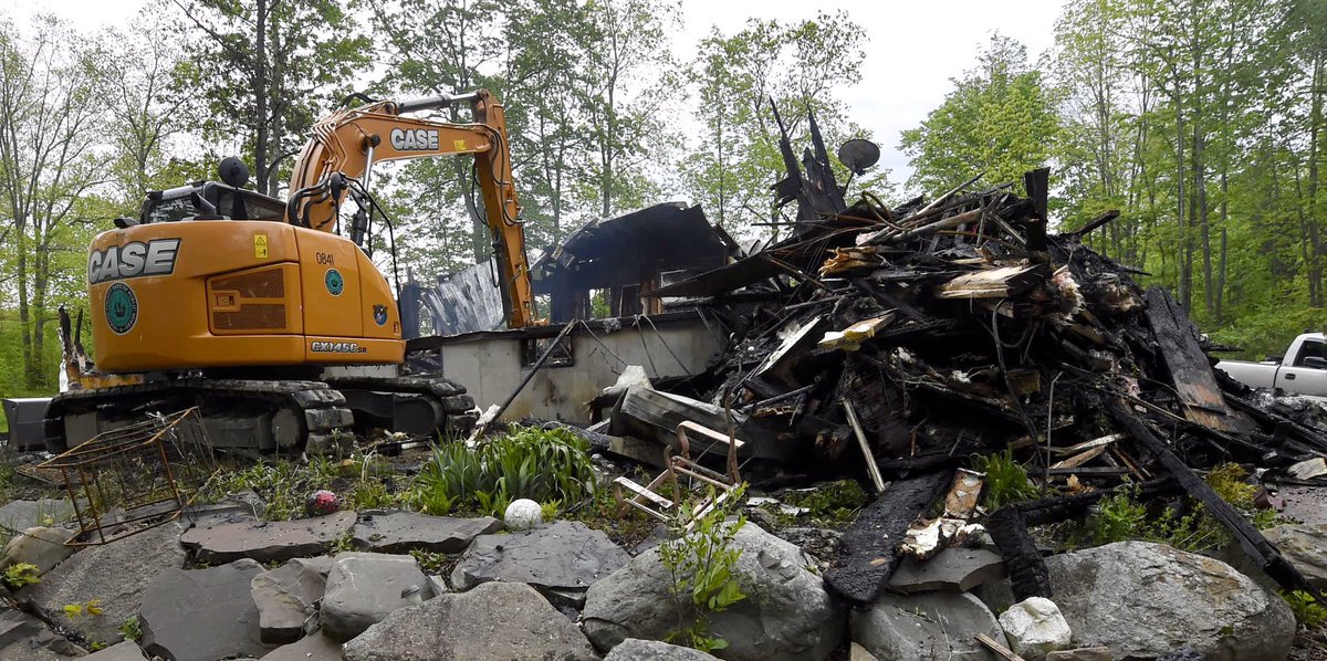 3 hurt in Westerlo fire, sheriff says