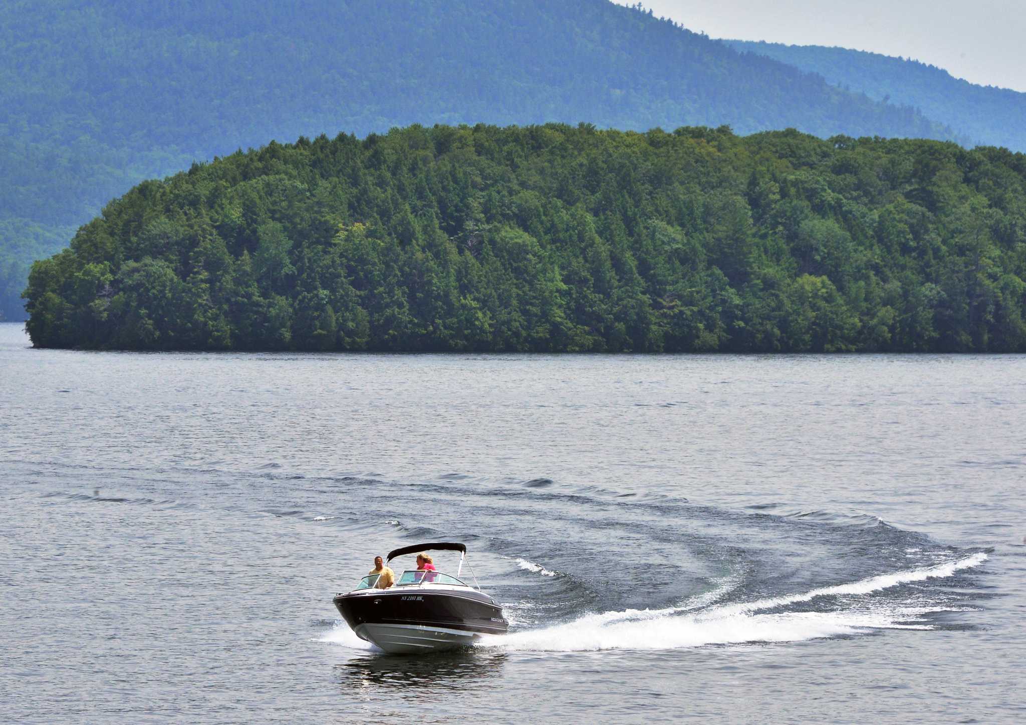 A boating boom on Lake