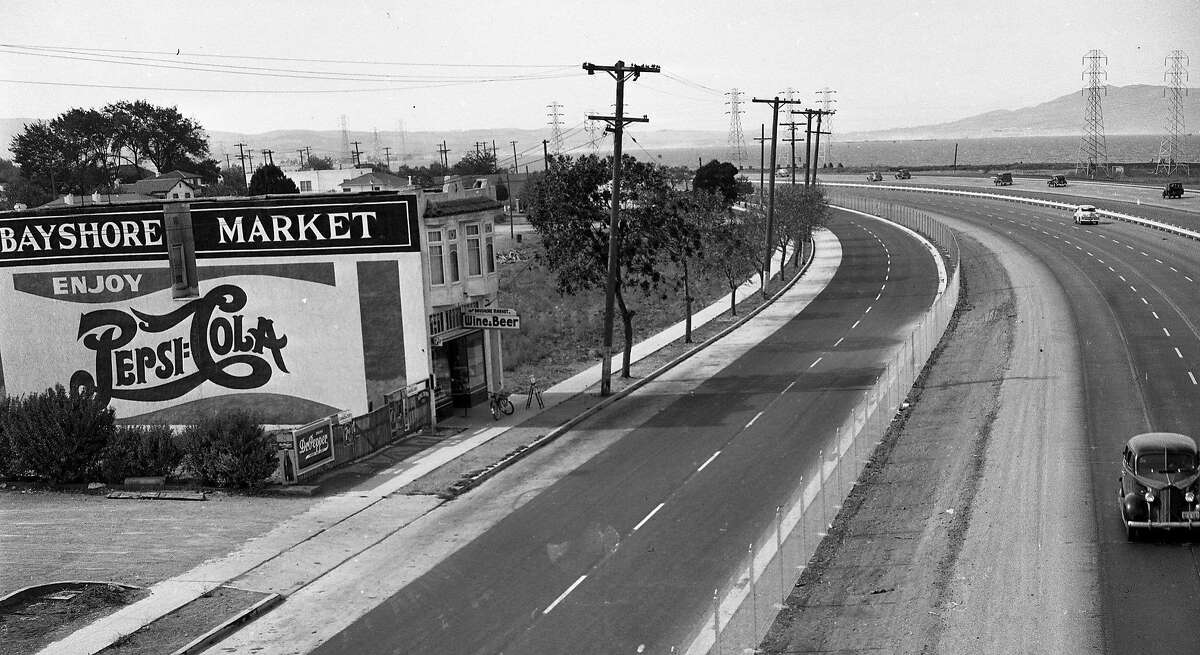Bayshore market near Peninsula Avenue, A fence controversy at the Bayshore Freeway, in Burlingame on the Peninsula October 17, 1947